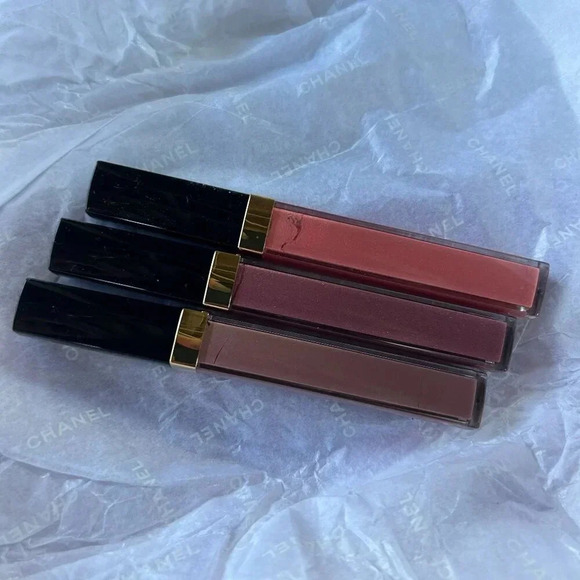 Chanel Rouge Coco Lip Gloss Trio and Cosmetic Case - Picture 4 of 5